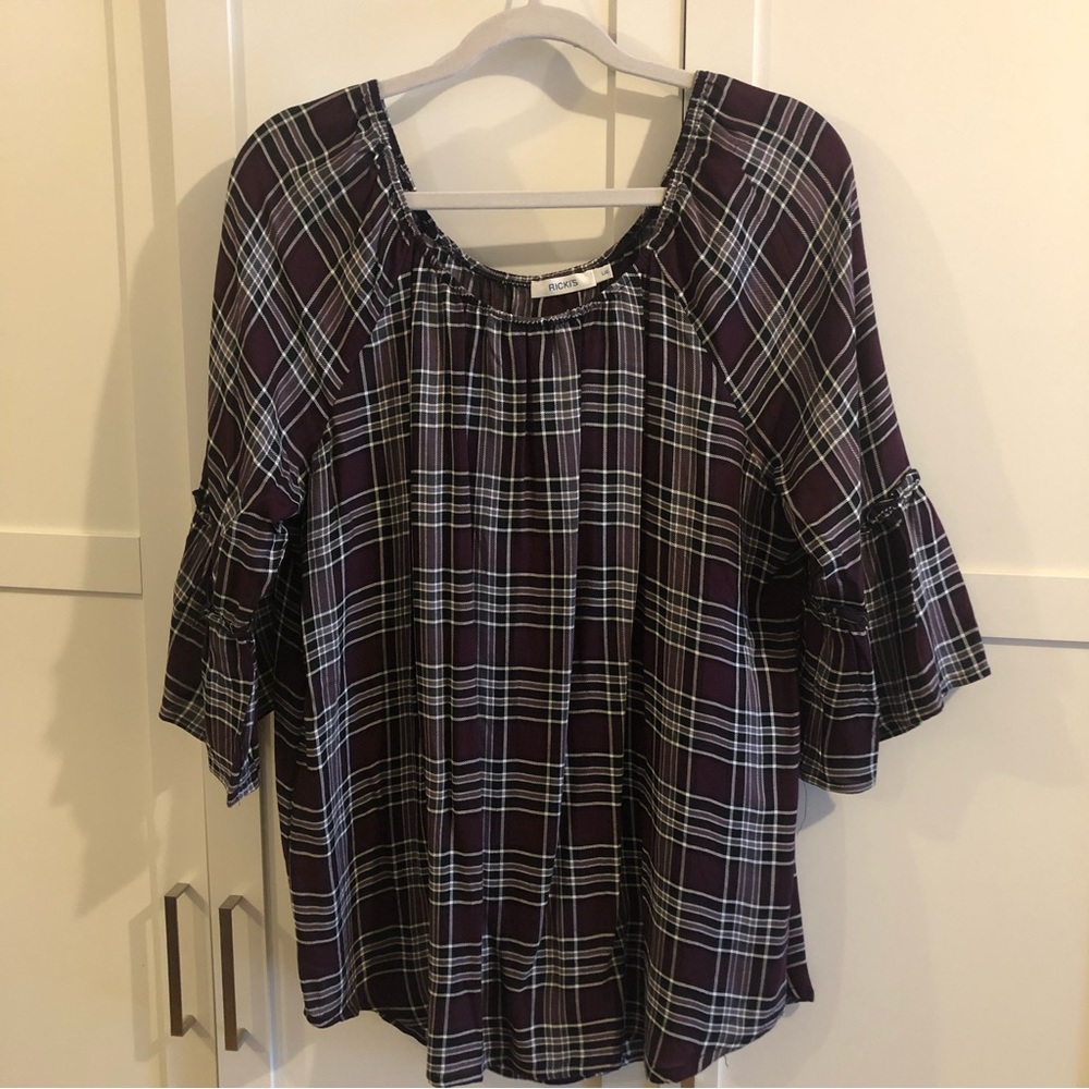 3/$20 RICKI’s Plaid Top with 3/4 Bell Sleeves EUC